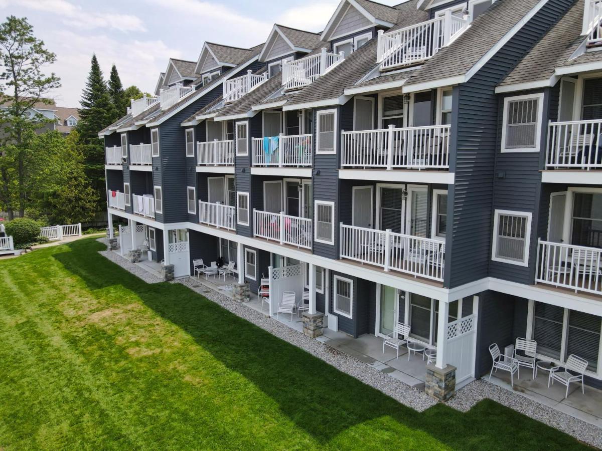 103 North Shore Inn Traverse City Eksteriør bilde